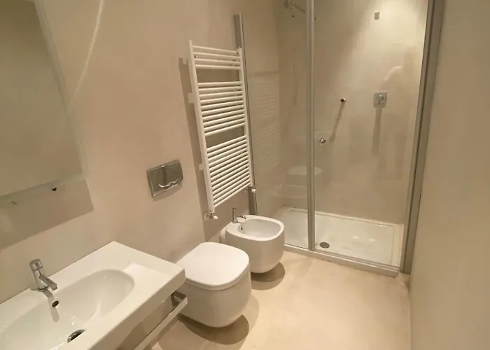 Lounge & Pool * ストレーザ