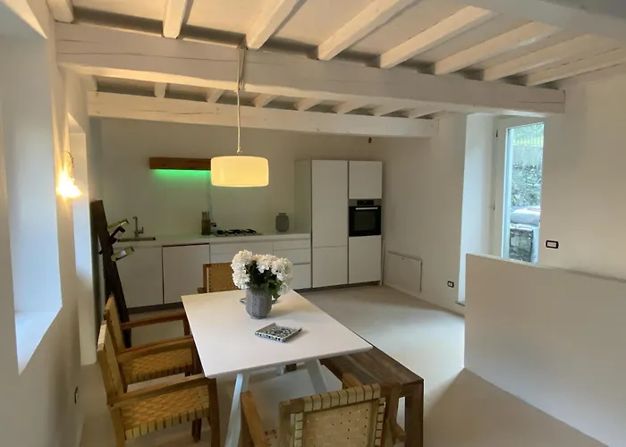 Lounge & Pool Apartman