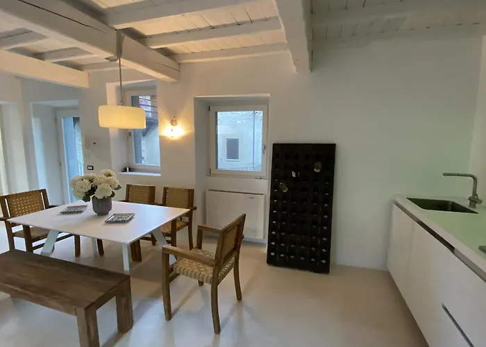 Lounge & Pool Apartman *